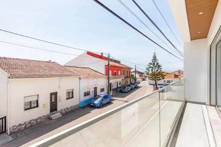 Отель Baleal Surf Ranch Феррел Экстерьер фото